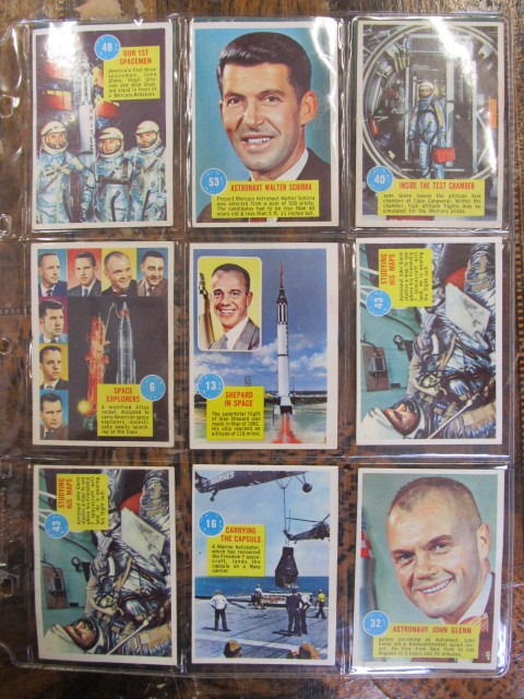 lot 162 image: Vintage 1960s Popsicle Space Cards