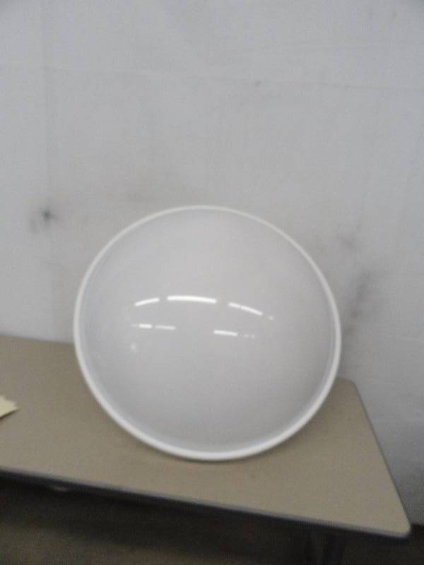 28 Florescent Fixture