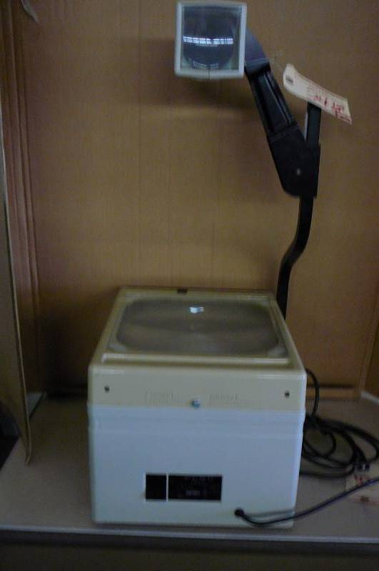 lot 24 image: Overhead Projector