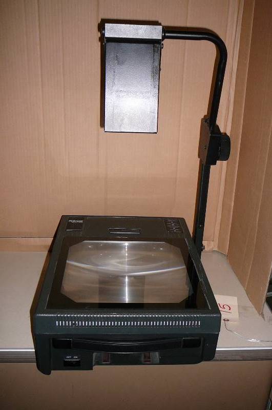 lot 29 image: Overhead Projector