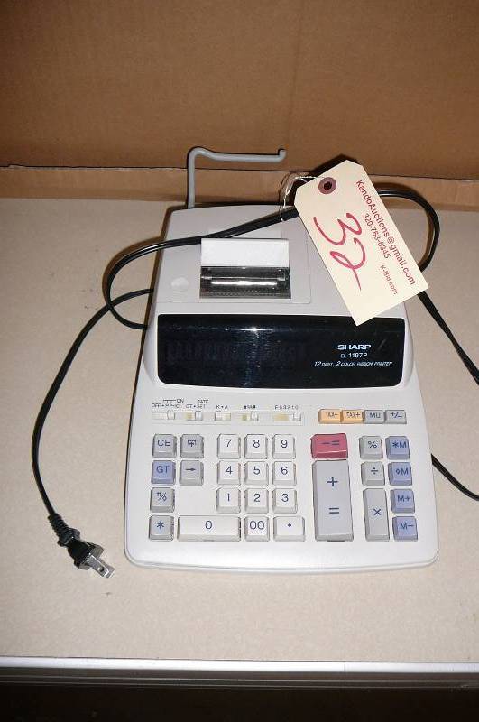 lot 32 image: Calculator Sharp EL-1197P