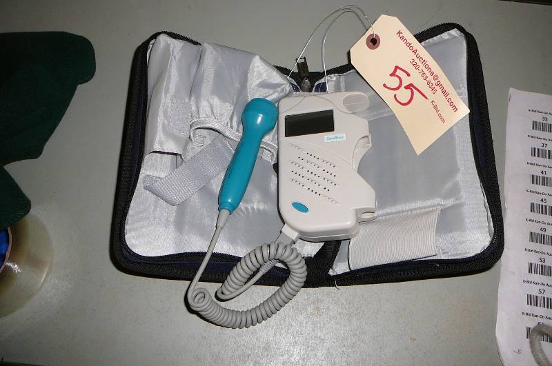 lot 55 image: Ultrasonic Pocket Doppler Sono Trax Basic