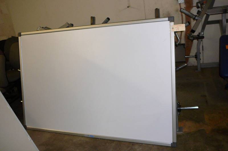 lot 71 image: Idea Screen