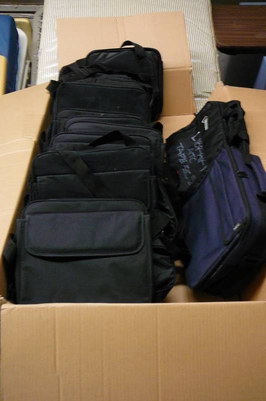 lot 79 image: Computer Cases, 12 Never used