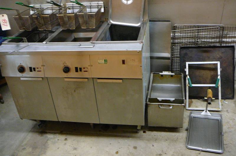 lot 87 image: Fry master Deep fat Fryer