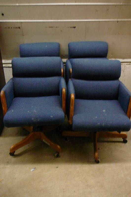 lot 92 image: Waiting room Chairs Blue Fabric