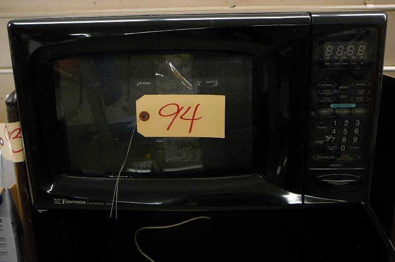 lot 94 image: Emerson Microwave