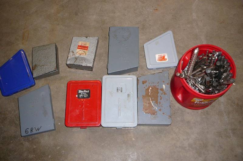lot 104 image: Drill Index Boxes, Lot of misc Bits different sizes