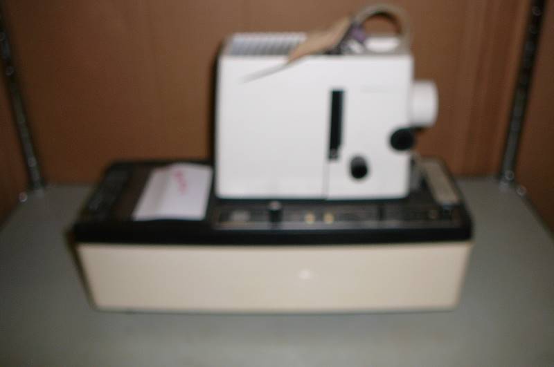 lot 115 image: Projector