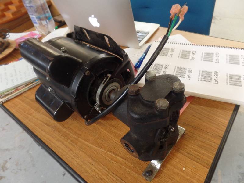MOTOR WITH PUMP
