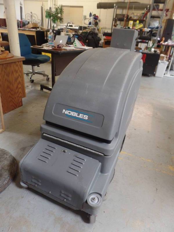FLOOR BURNISHER