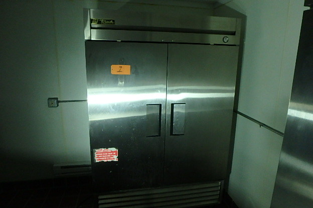 lot 1 image: True Freezer