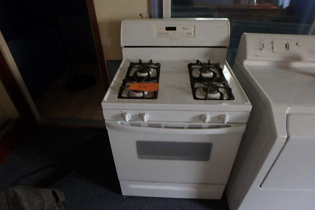 lot 55 image: Whirpool Gas Range