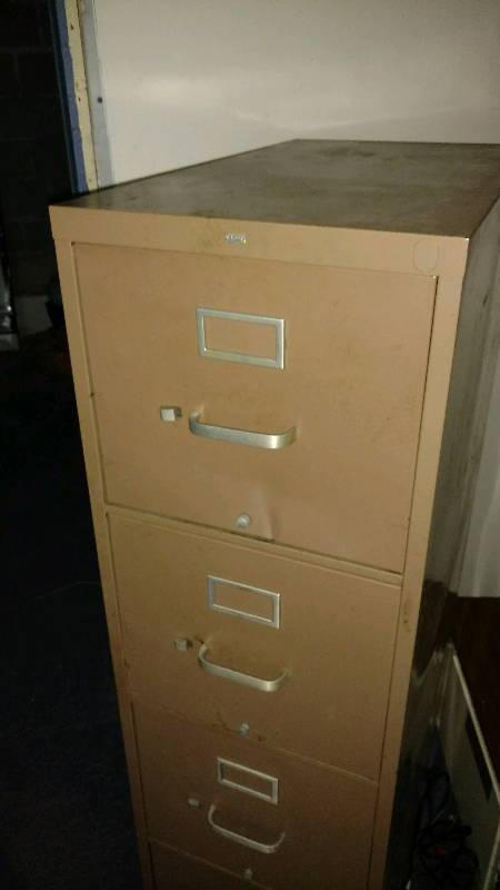 lot 71 image: File Cabinet
