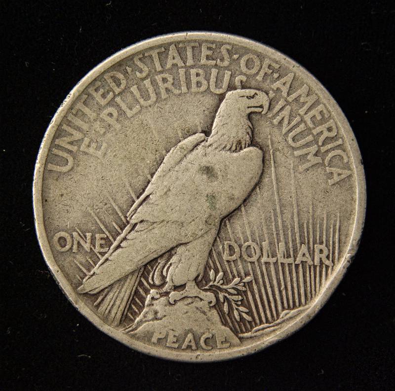1921 PEACE SILVER DOLLAR VF20 BETTER DATE