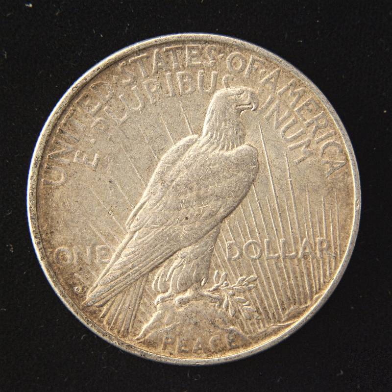 1922-D PEACE SILVER DOLLAR AU