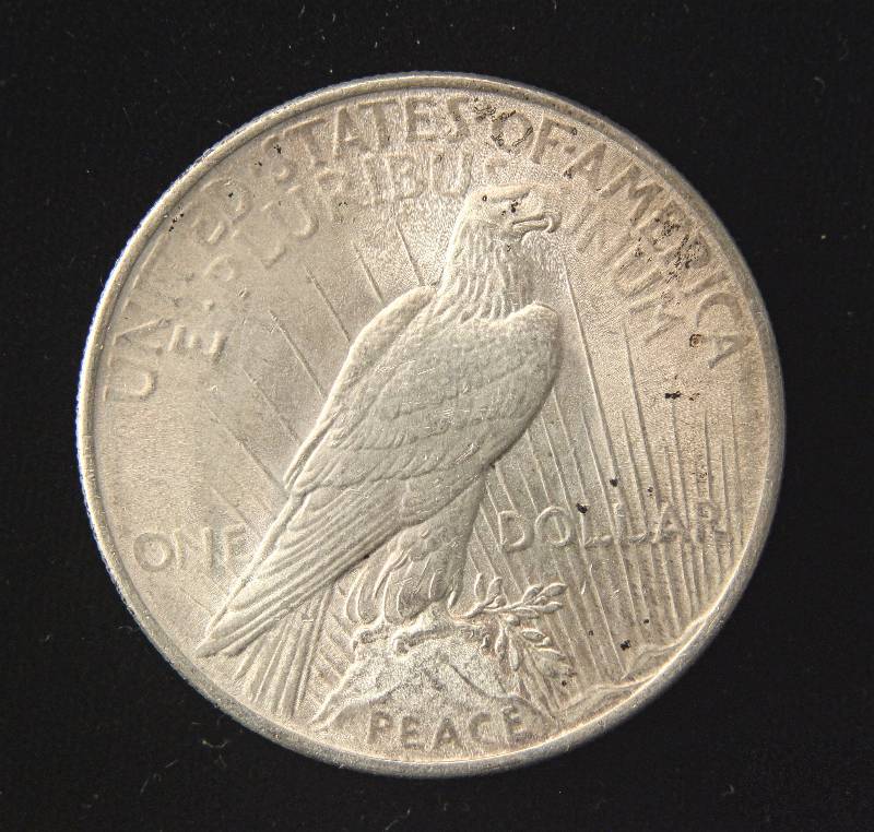1924 PEACE SILVER DOLLAR AU55