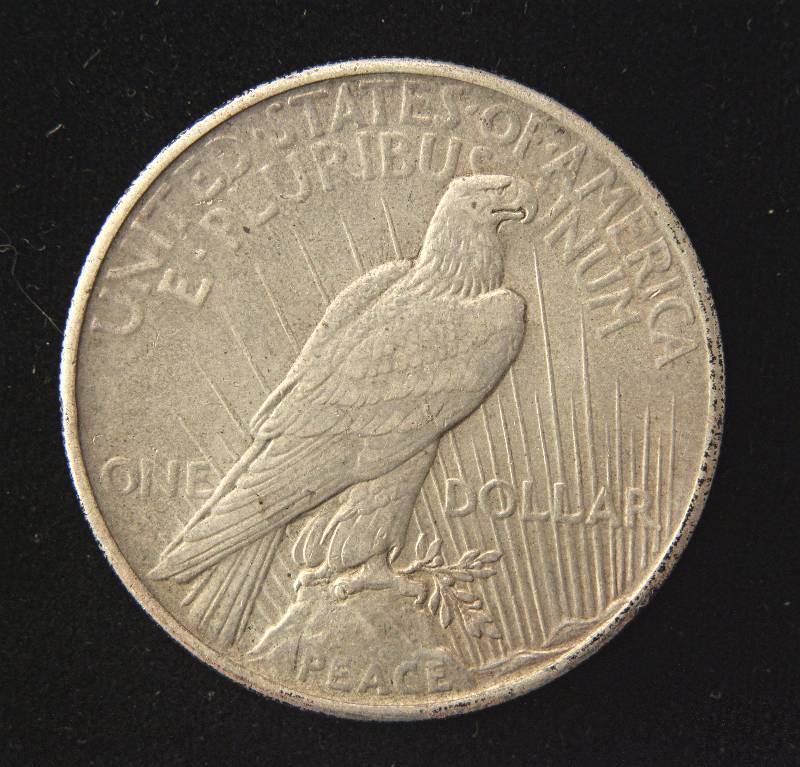1925 PEACE SILVER DOLLAR AU NICE ALBUM TONING