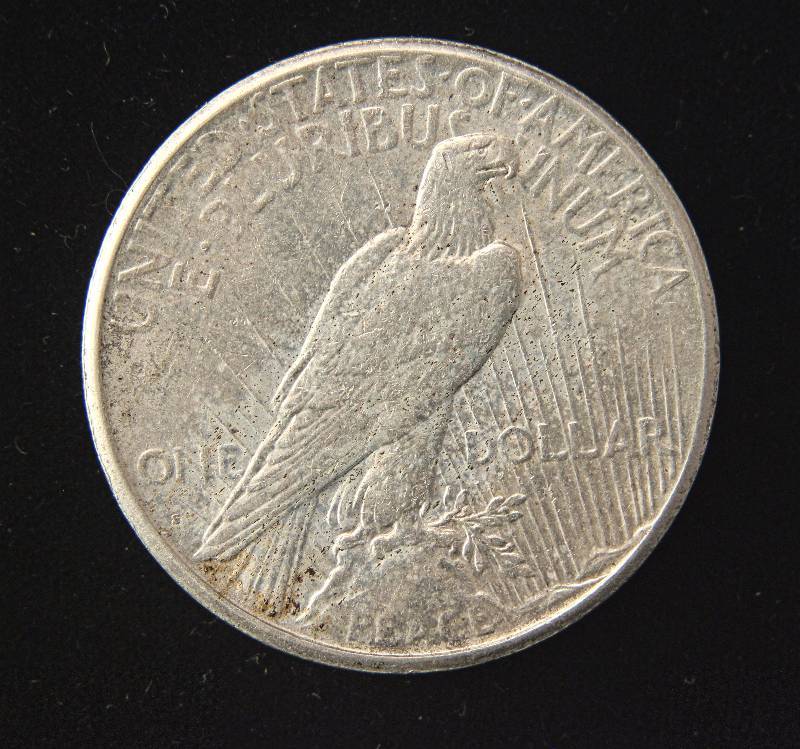 1925-S PEACE SILVER DOLLAR AU