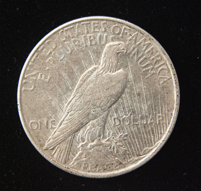 1926-D PEACE SILVER DOLLAR AU