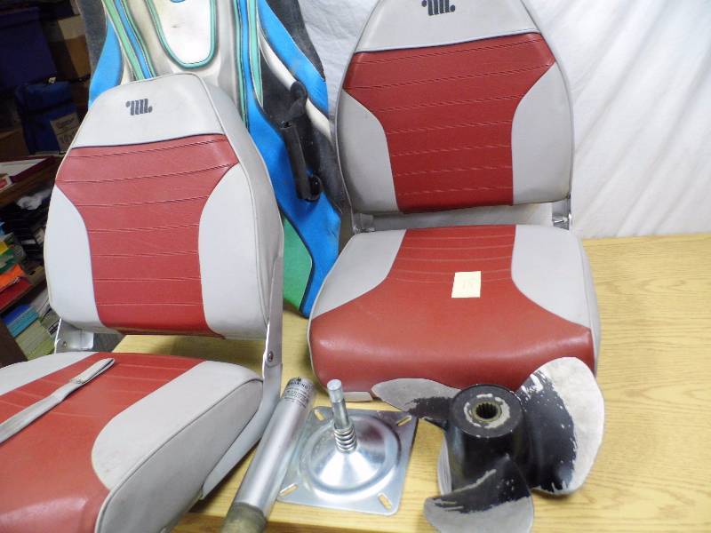 Lot of 2 Boat Seats - Prop