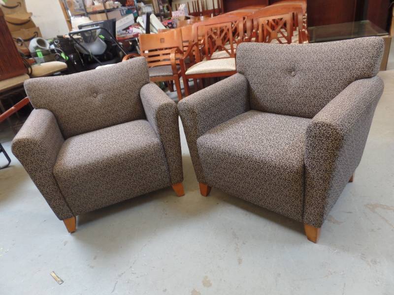 CLEAN, HIGH QUALITY RECEPTION CHAIRS