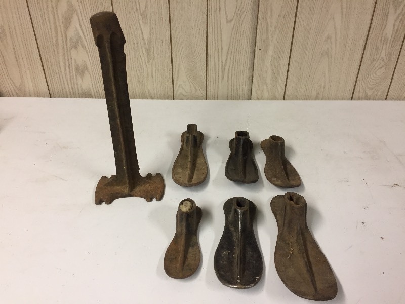 lot 14 image: Antique Shoe Cobblers Metal Forms & Stand