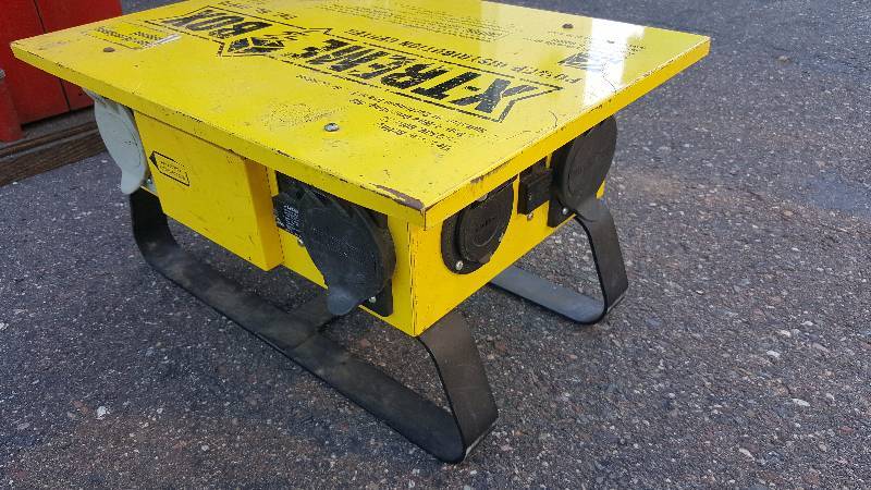 lot 14 image: Southwire X-treme Box Portable Power Distributor
