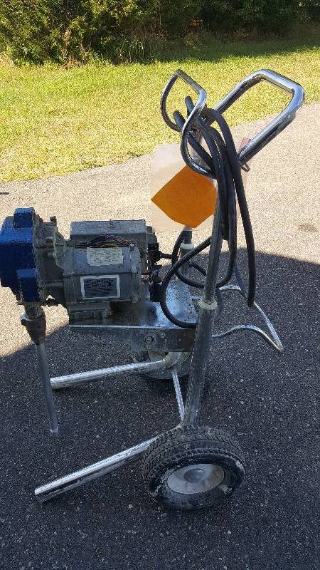 lot 17 image: Graco sprayer ultra max II 595