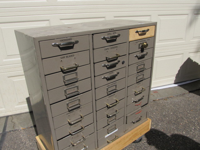 lot 326 image: 30 Drawer Unit