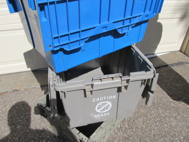 lot 312 image: Gray & Blue Bins w WingsCovers (3)