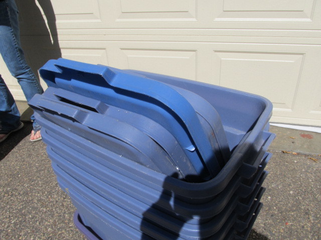 lot 20 image: Lot of Blue Bins w Covers
