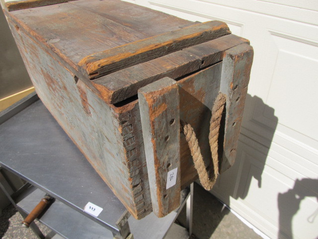 lot 286 image: Ammo Crate