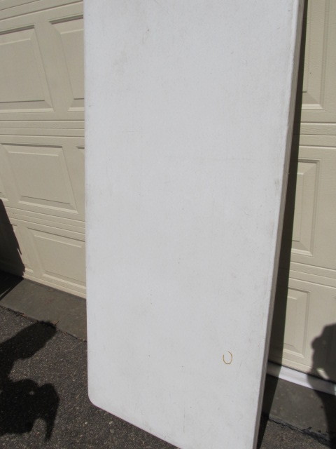 lot 330 image: 6 Folding Table
