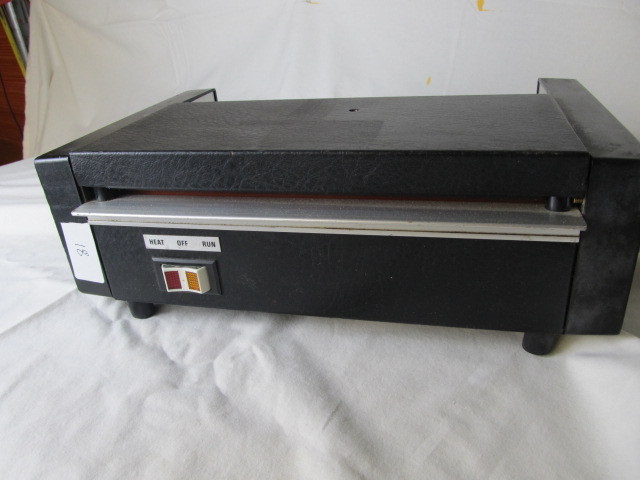 lot 18 image: Laminator