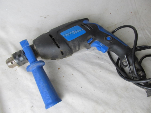 lot 91 image: 12 Drill