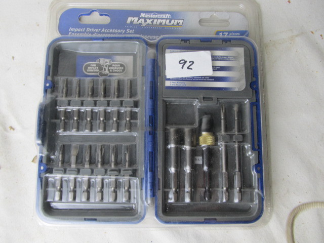 lot 92 image: New Bit Set