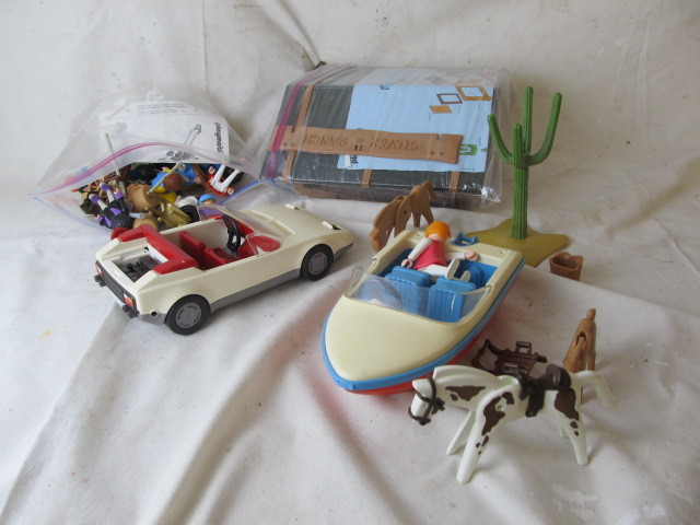 lot 164 image: Lot of Playmobile Toys