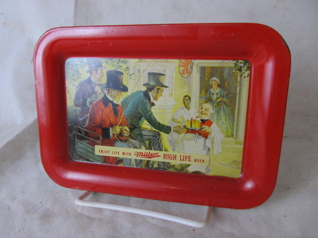 lot 200 image: Miller High Life Tip Tray