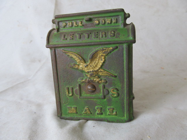 lot 203 image: US Mail Cast Bank