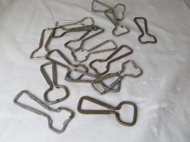 lot 221 image: Bottle Openers
