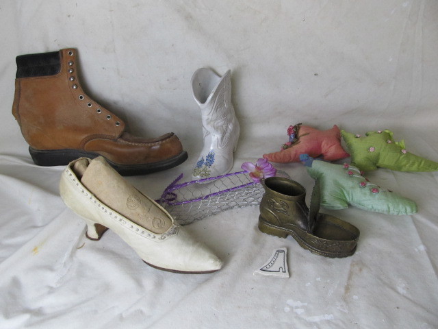 lot 249 image: Small Collection of Shoes