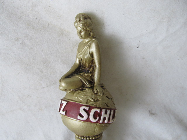 lot 278 image: Schlitz Tap Handle