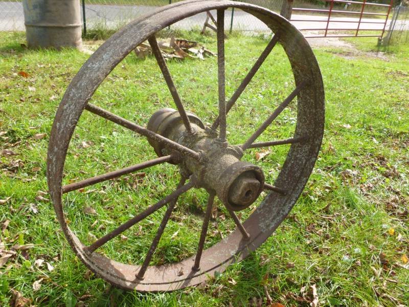 lot 36 image: Antique Steel Wheel