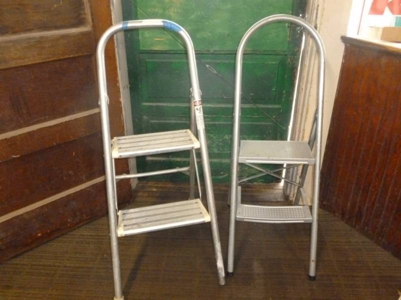 lot 50 image: Utility Ladder