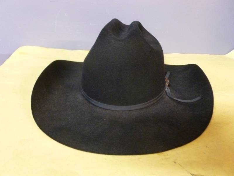 lot 69 image: Cowboy Hat