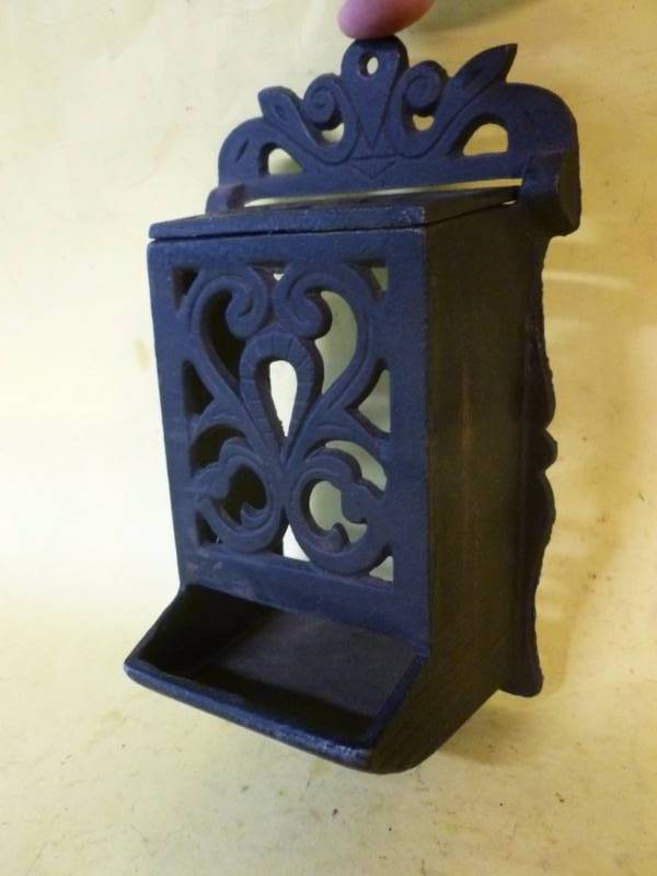 lot 84 image: Cast Iron Match Chimney