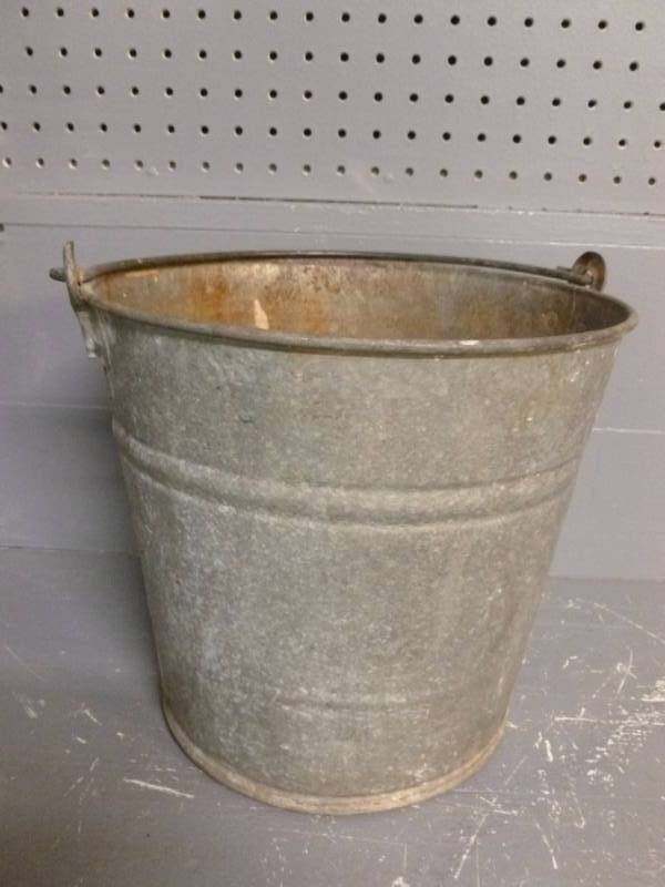 lot 118 image: Vintage Feed Bucket