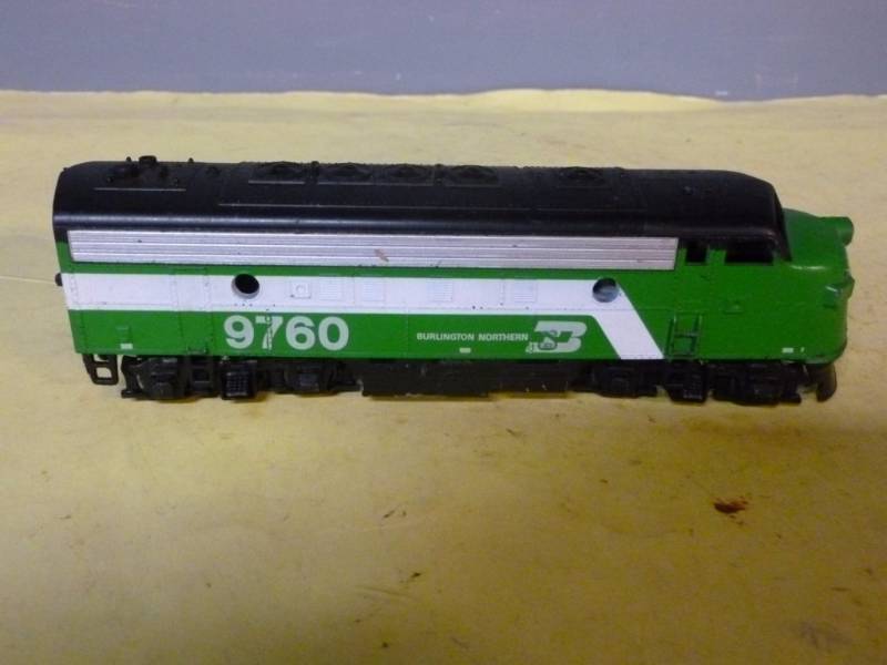 lot 178 image: HO Scale Locomotive