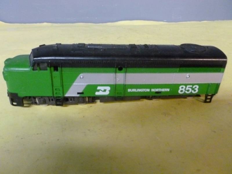 lot 196 image: HO Scale Locomotive